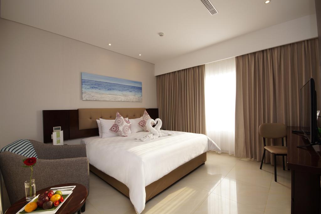 Primebiz Tegal Hotel Exterior photo